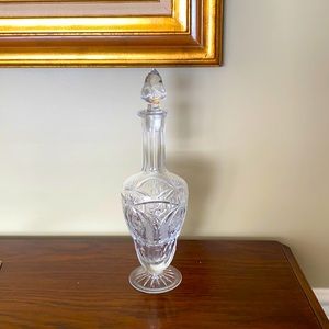 Vintage Crystal carafe/decanter with lid